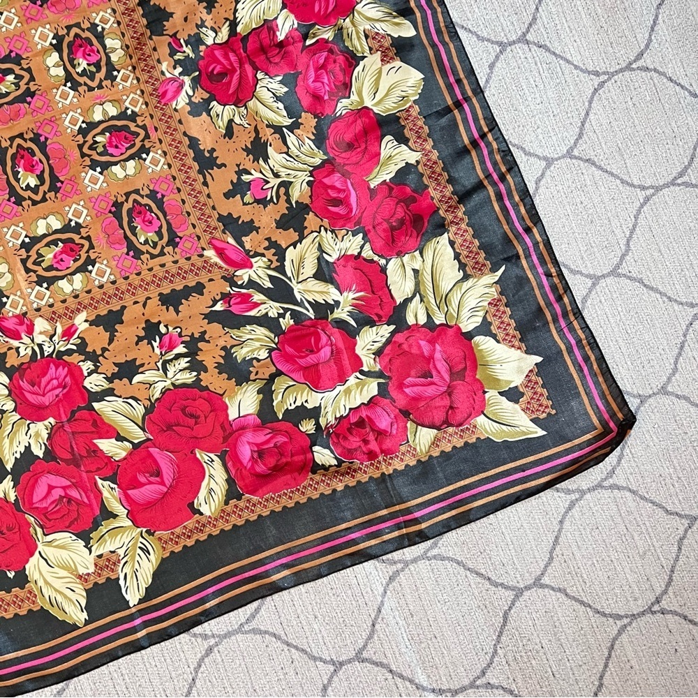 Pink Rose Floral Scarf - Picture 4 of 6